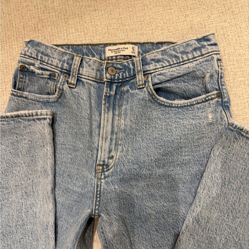 Abercrombie 90’s Relaxed Jeans High Rise